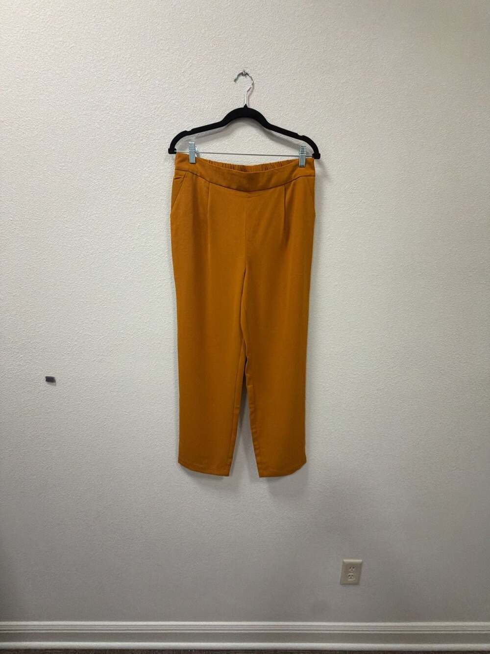 Skies Are Blue Tapered Pants Size M Mustard Yellow High Rise Pleated